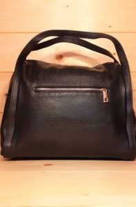 Borsa-Giuliana-in-cavallino-muccata